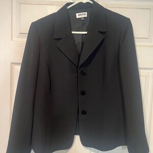 Kasper ladies Black Blazer suit jacket stylish design w velvet accents